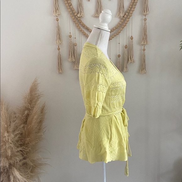 Anthropologie Knitted & Knotted yellow crochet tie front sweater shirt sleeve S - Picture 7 of 15